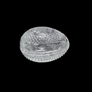 Vintage 1977 Avon Fostoria Lead Crystal Mother's Day Egg